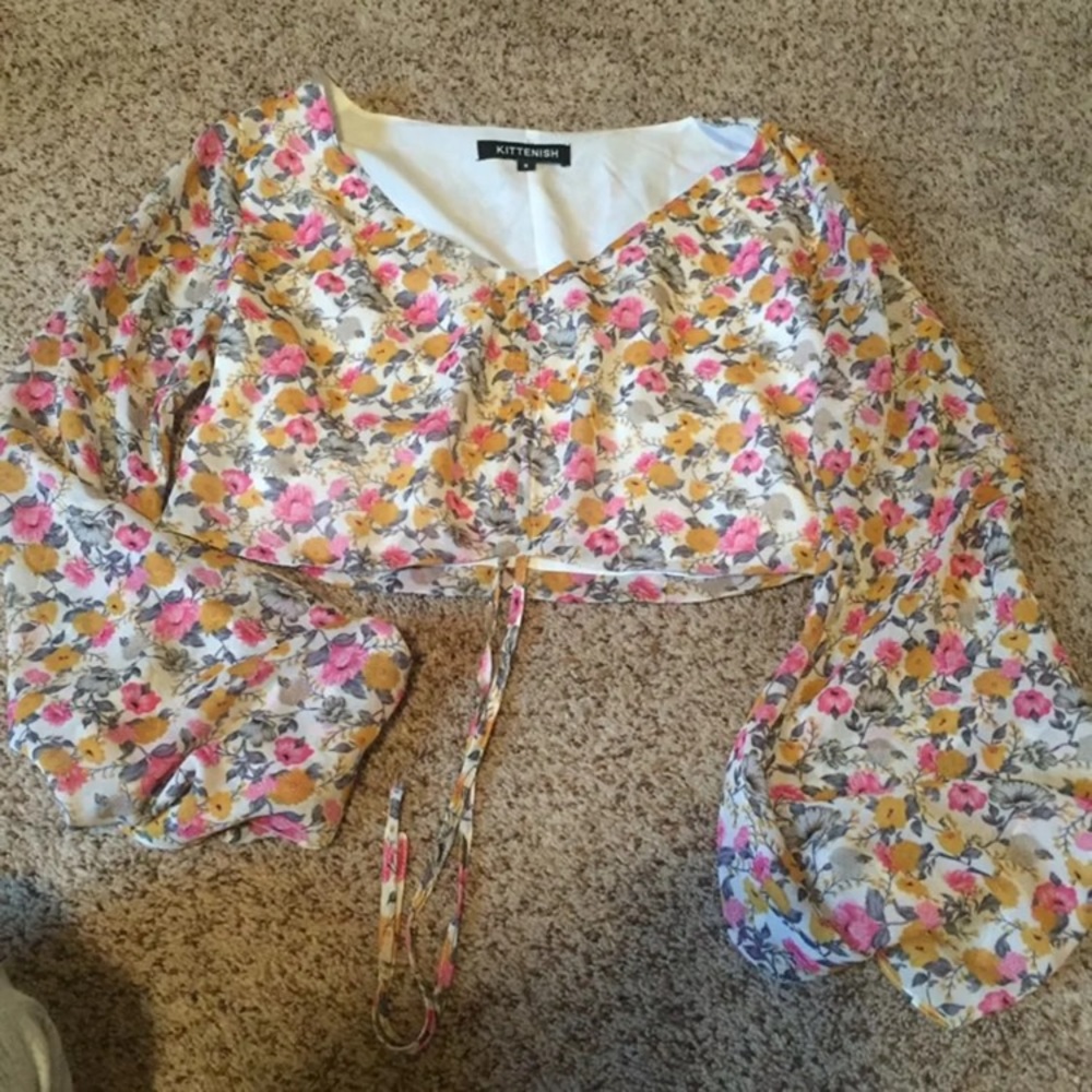 Kittenish Floral Top